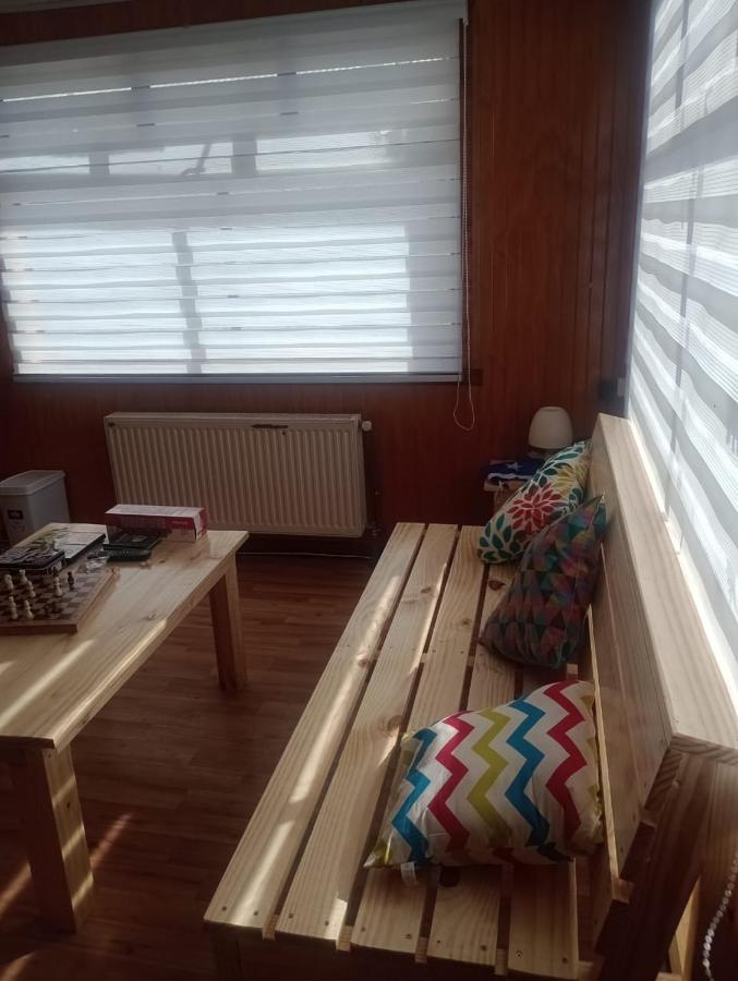 Isla Yu Backpacker Hostel Пуерто Наталес Екстериор снимка