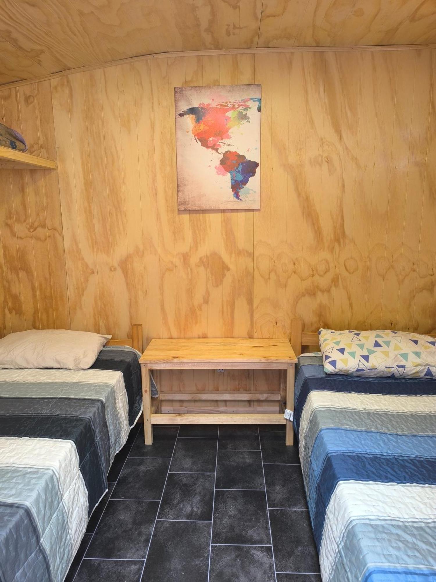Isla Yu Backpacker Hostel Пуерто Наталес Екстериор снимка