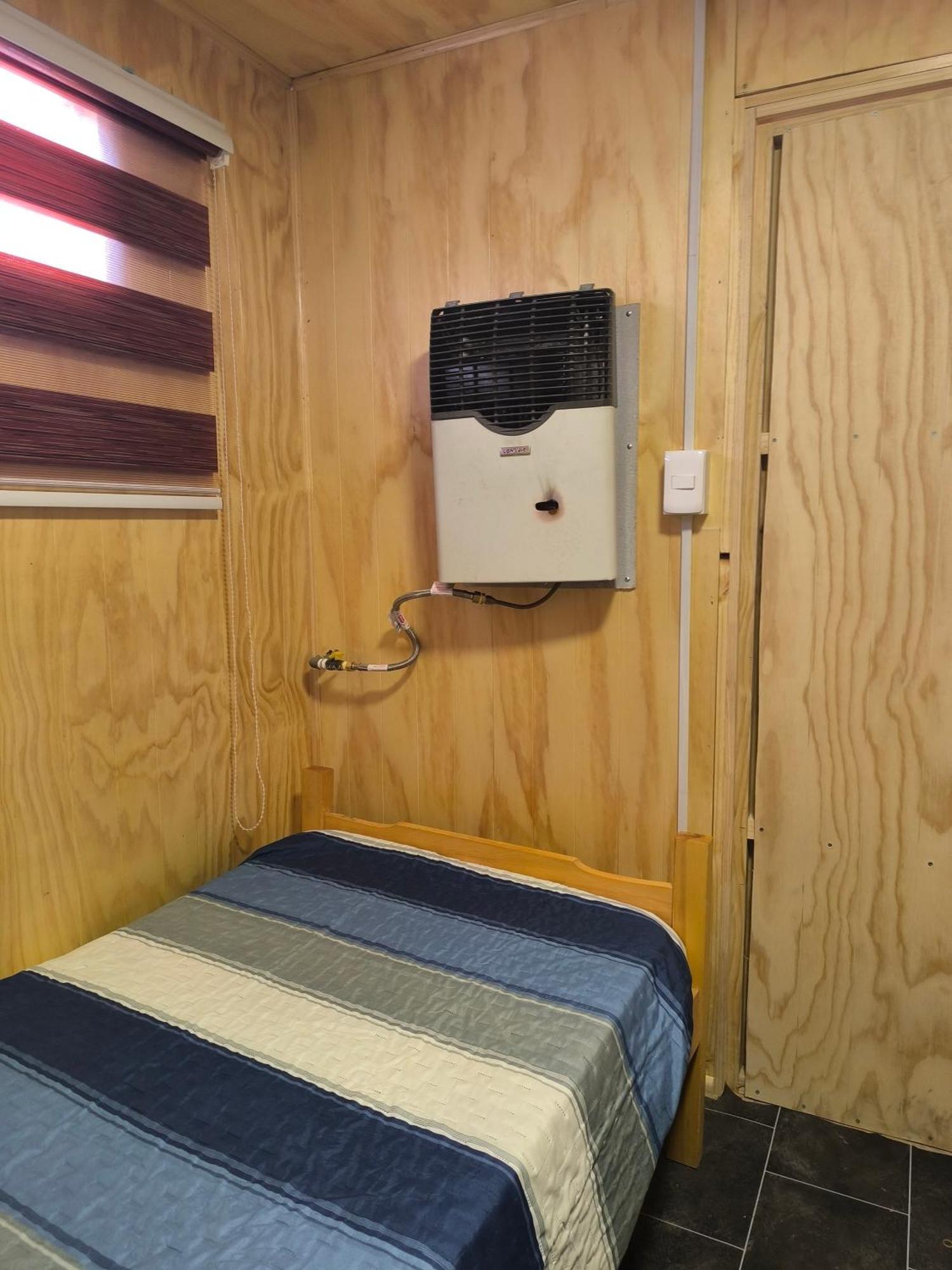 Isla Yu Backpacker Hostel Пуерто Наталес Екстериор снимка